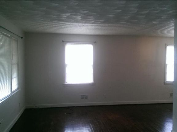 3rd image of 2930 Corprew Ave