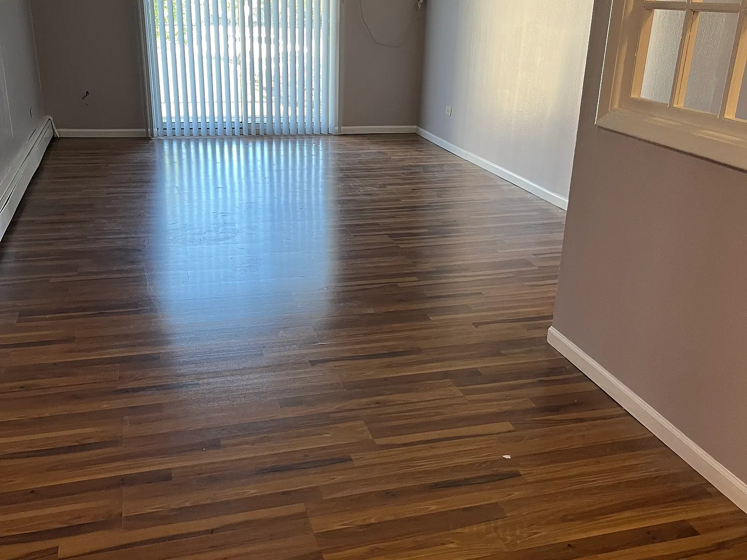 851 Blossom Ln — Photo 2