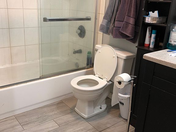 4th image of 5321 Waterbury Way #806