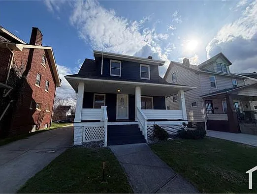 3 bed, 1258 sqft, $1,700 — Photo 2
