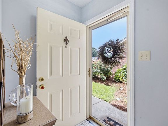 3rd image of 1291 Calhoun Rd APT 3A