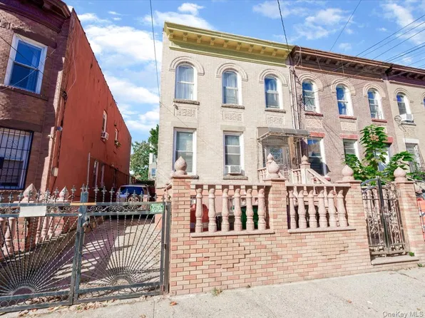 436 Lincoln Avenue, Brooklyn, NY 11208