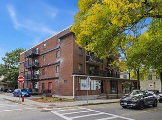 26 W Wyoming Ave APT 1C, Melrose, MA 02176