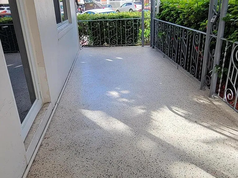 7300 Byron Ave #12A — Photo 2