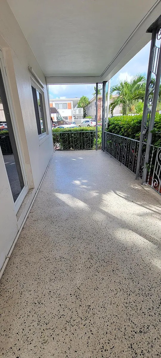 Building Photo - 7300 Byron Ave #12A