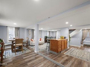 9 Richmond Ln, Adams, MA 01220