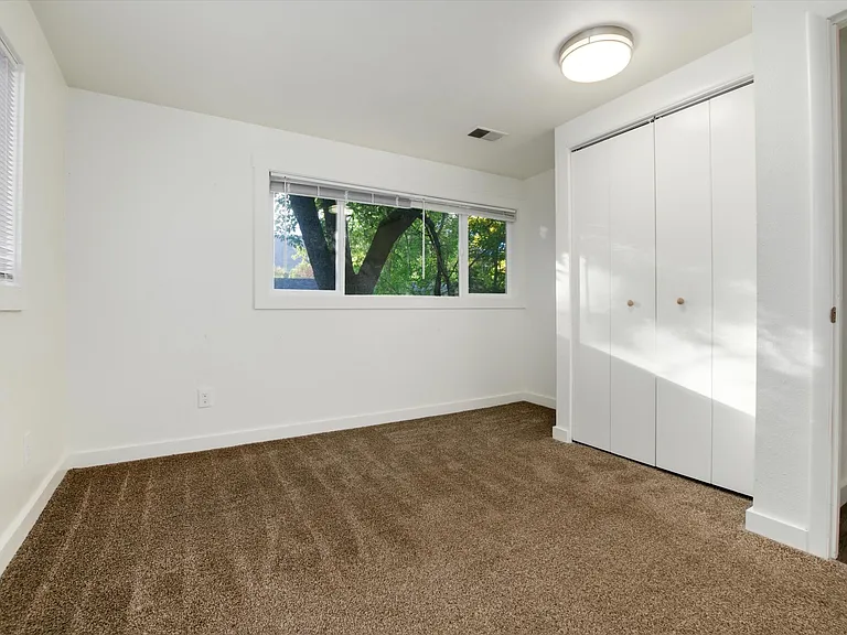 1323 Balsam Ave #2 — Photo 8