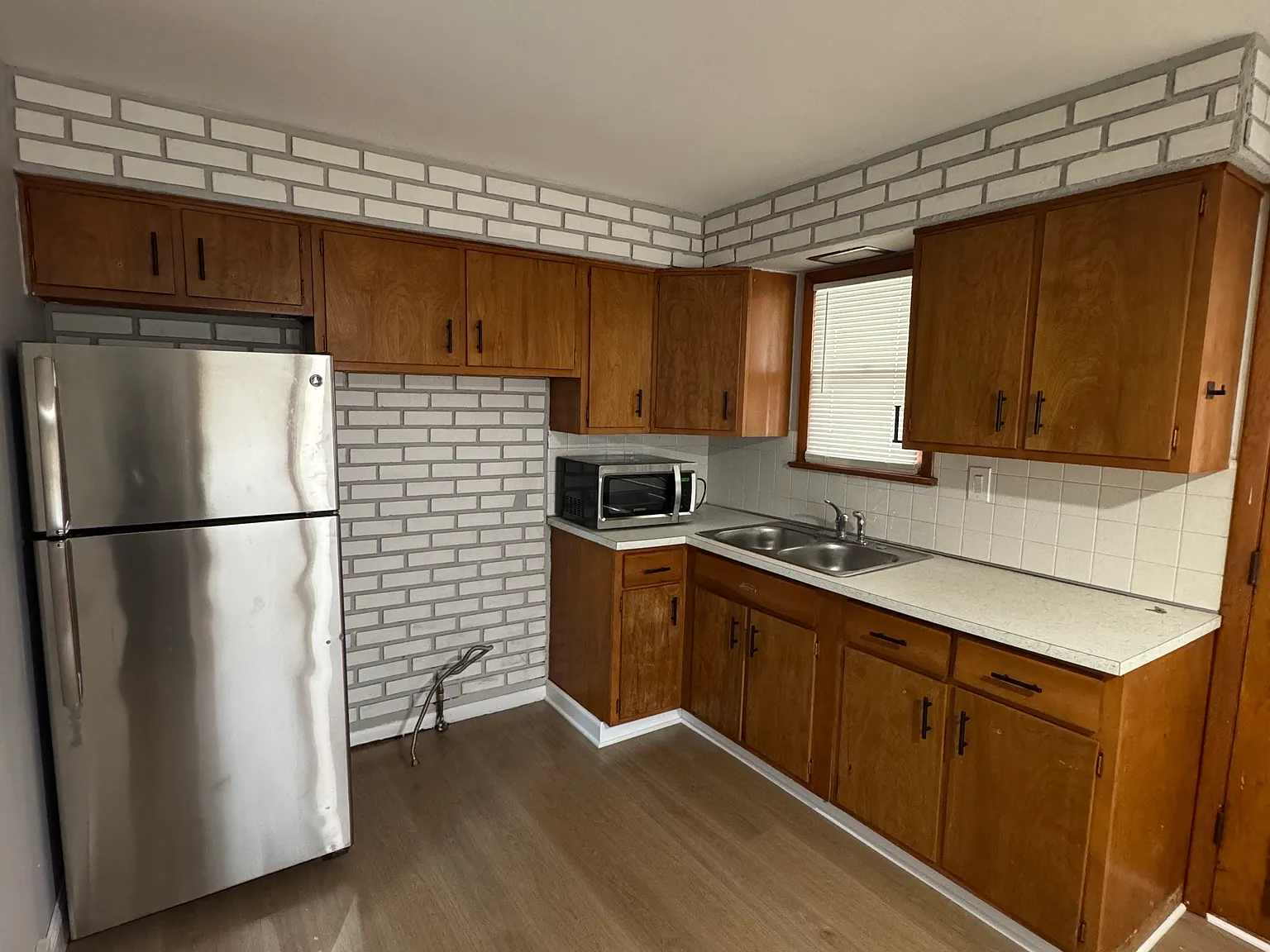 1 bed, $750 — Photo 2