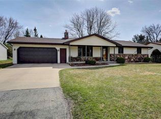 2140 N Perkins St, Appleton, WI 54914