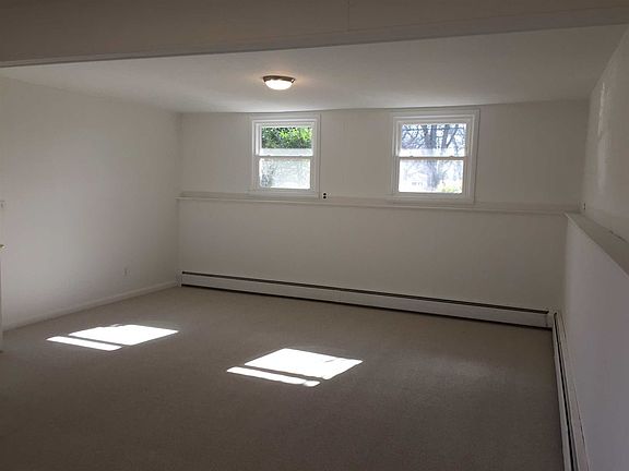 5th image of 143 Dutch St