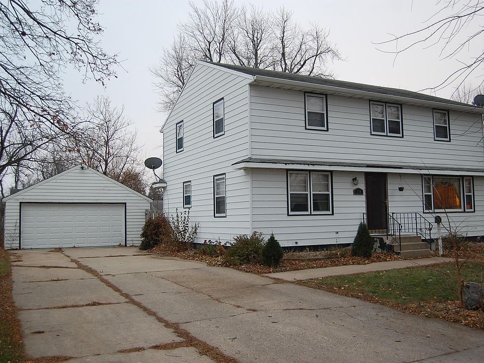1st image of 214 W 11th Ave