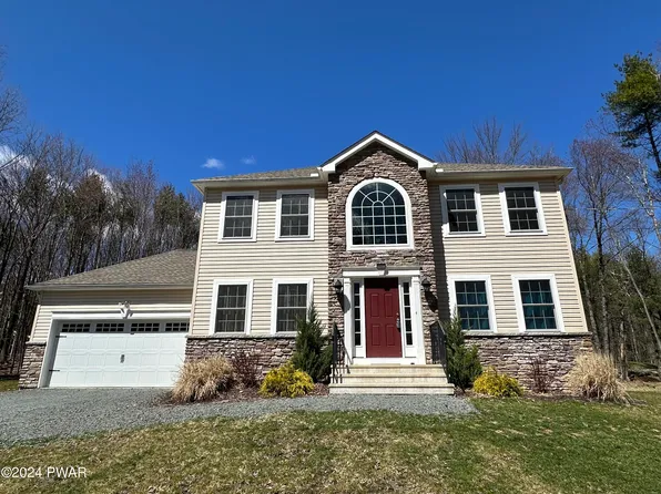 137 Winterberry Dr, Milford, PA 18337