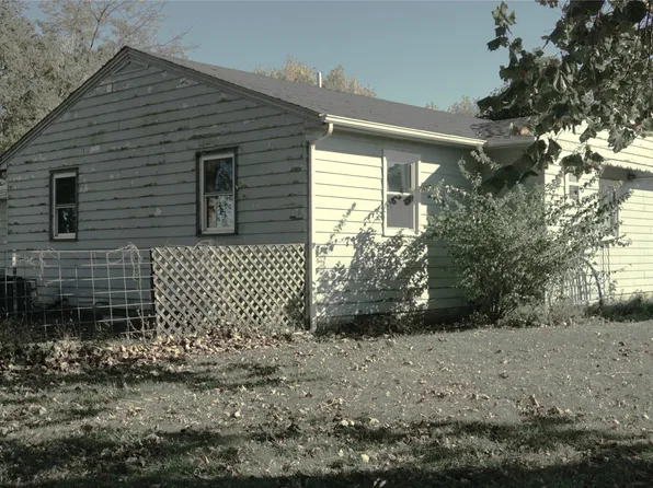 3052 Settlers Ave, Peru, IA 50222