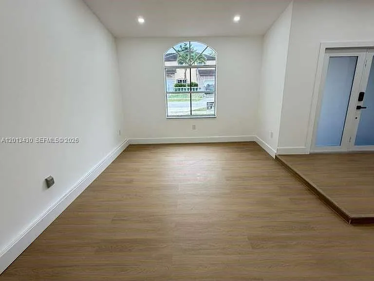 18121 SW 152nd Ct — Photo 8