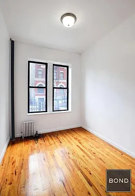 Rented by Bond New York | media 9