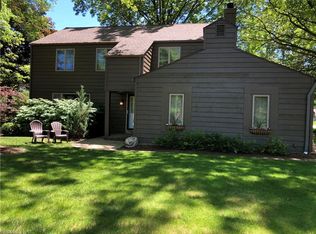 32671 Mariners Ct, Avon Lake, OH 44012