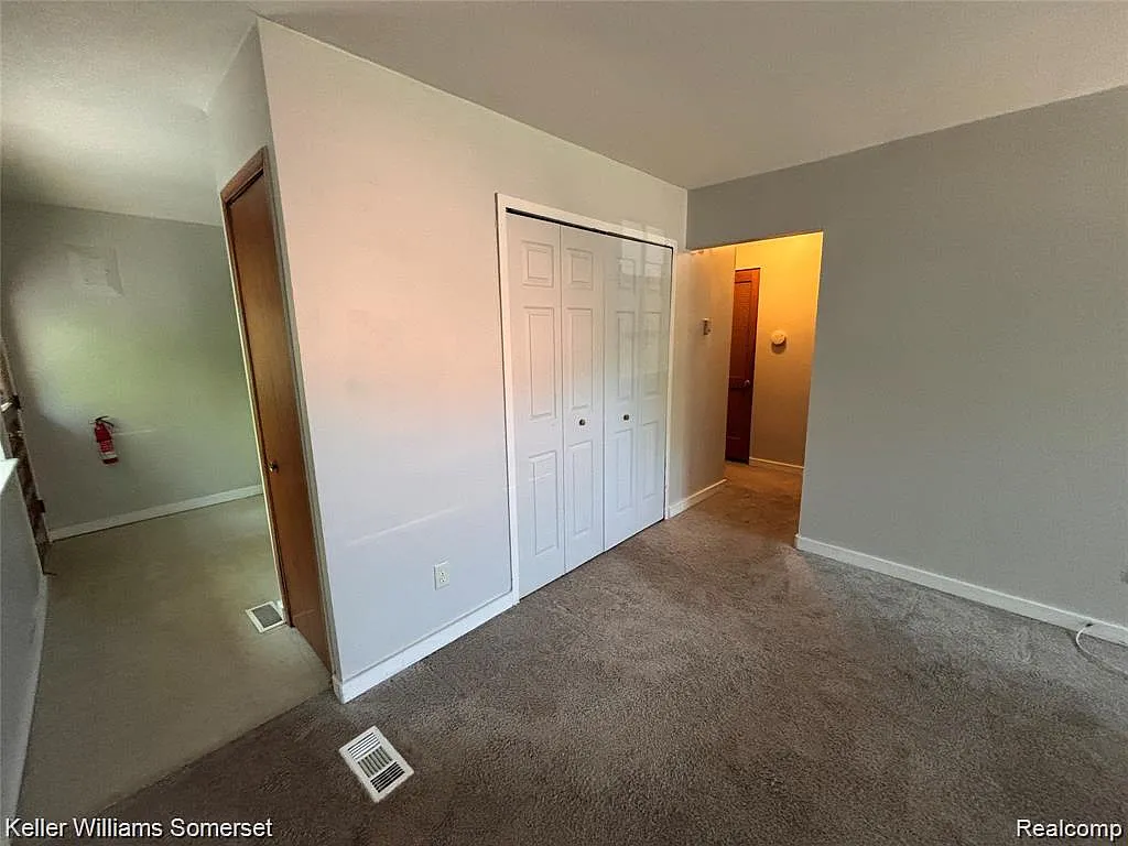 1 bed, 1.0 bath, 800 sqft, $875 — Photo 4