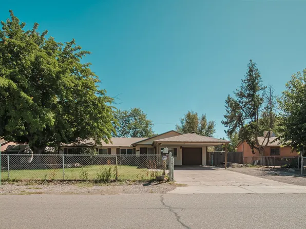 3908 Clinton Blvd SW, Albuquerque, NM 87105