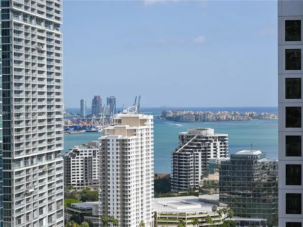 68 SE 6th St APT 2507, Miami, FL 33131
