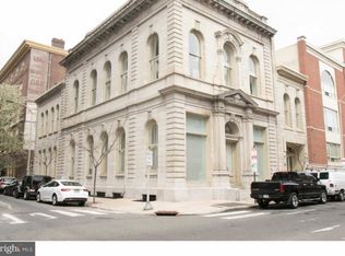 300 N 3rd St, Philadelphia, PA 19106