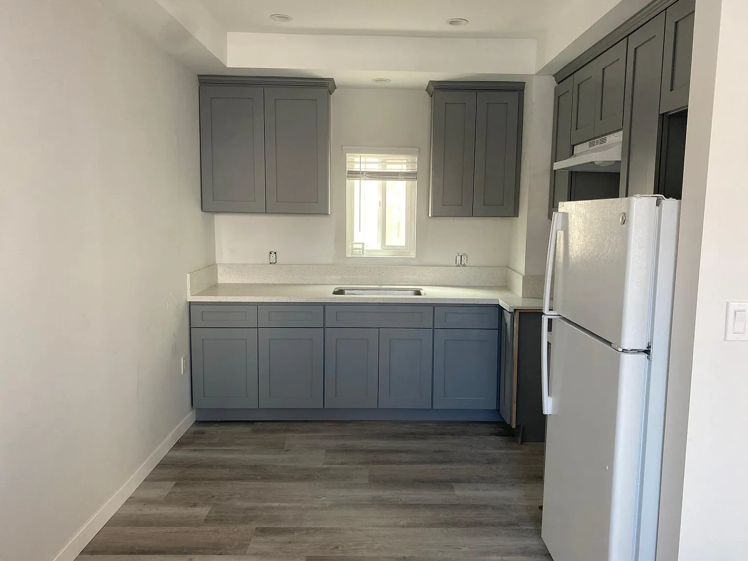 1523 Rosalia Rd — Photo 1