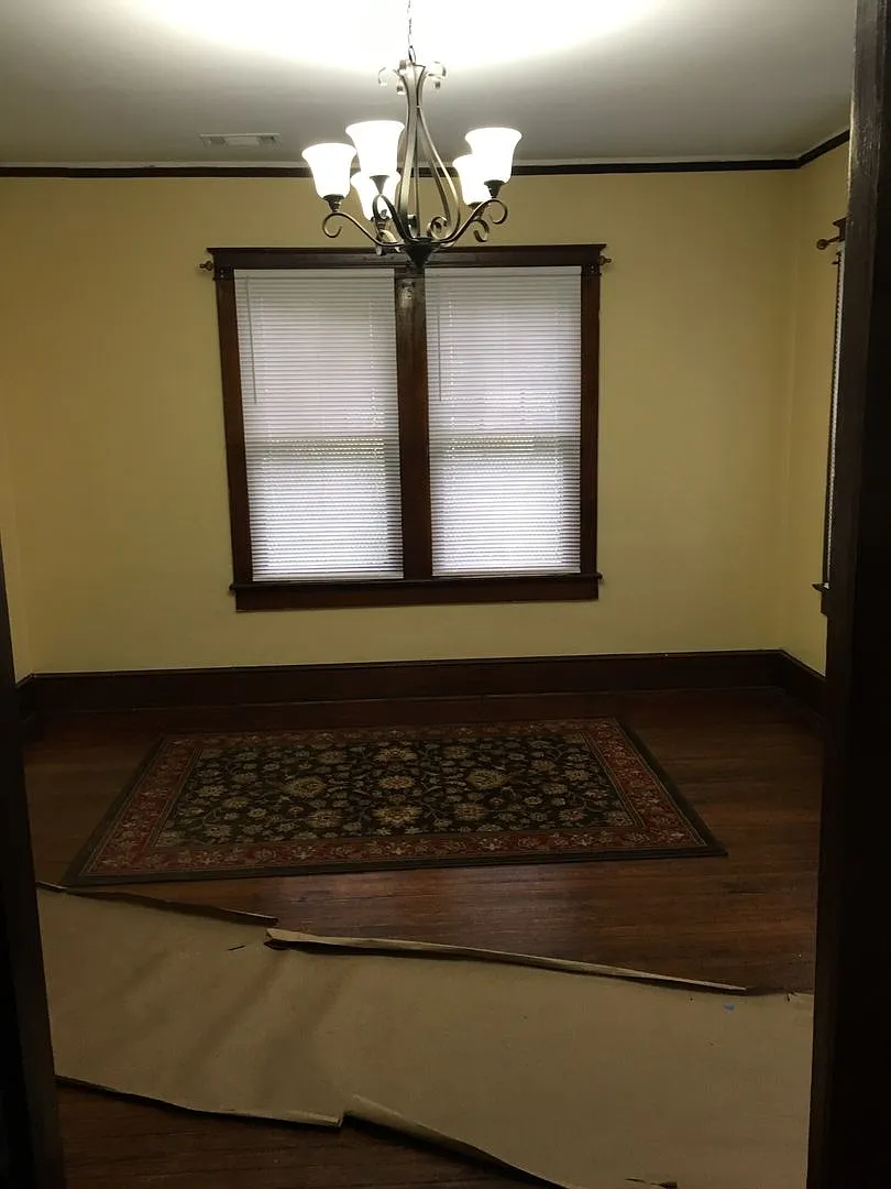 Cute Bungalow- 200 off first months rent** — Photo 4