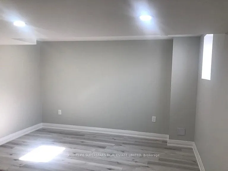 31 Lexington Rd #BASEMENT — Photo 8