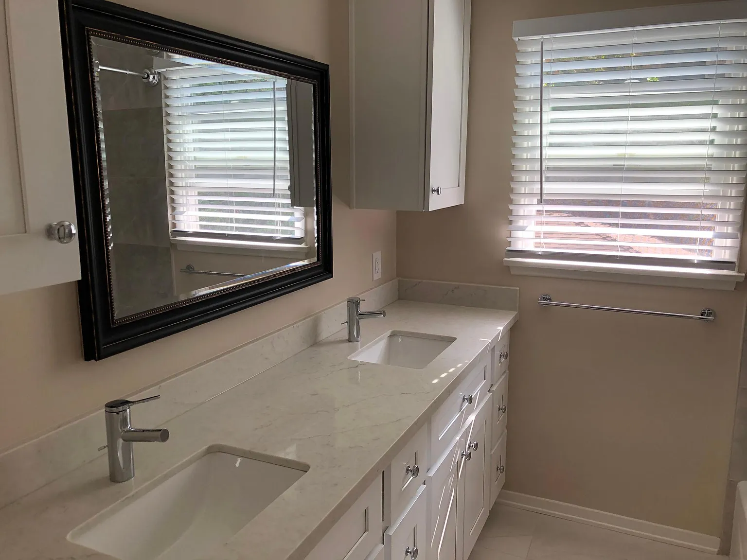 2 bed, 900 sqft, $2,900 — Photo 3