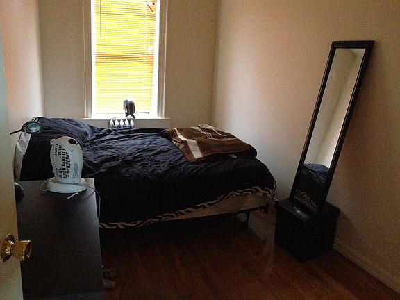 5th image of 2390 29th St APT 18