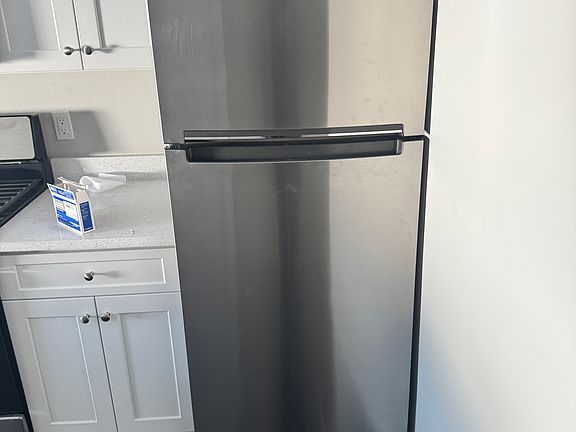 4th image of 114-25 Bedell St #2