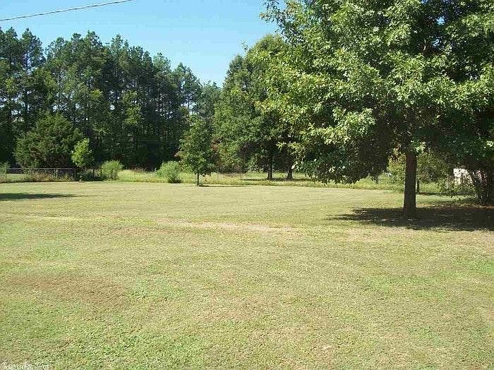 2nd image of 25 Gerik Ln
