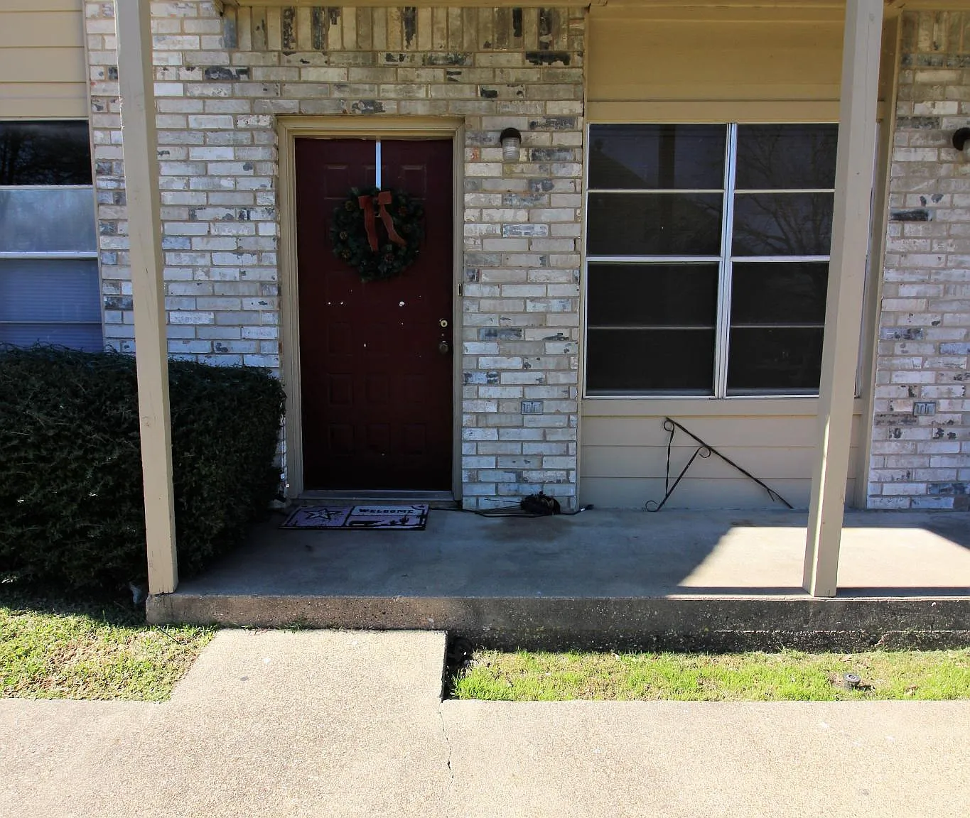 2 bed, $975 — Photo 2