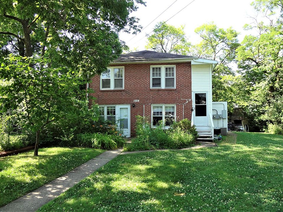 1st image of 1004 Sunset Ln #B