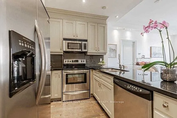 3 bed, $4,400 — Photo 3