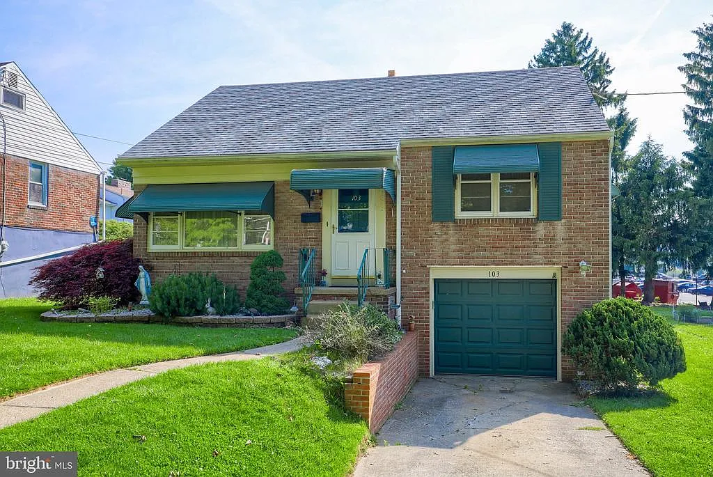 103 Brookline Plz photo 1