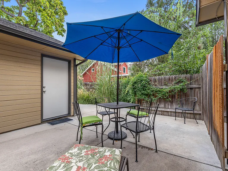 3071 W Breneman St — Photo 10