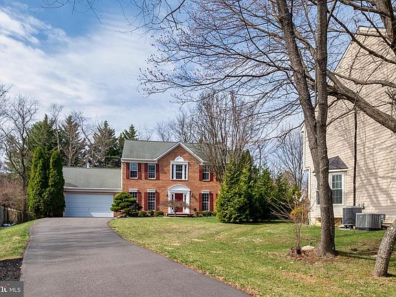 3rd image of 13416 Fairland Park Dr