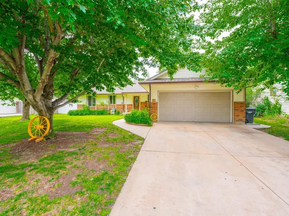 509 W 54th St S, Wichita, KS 67217