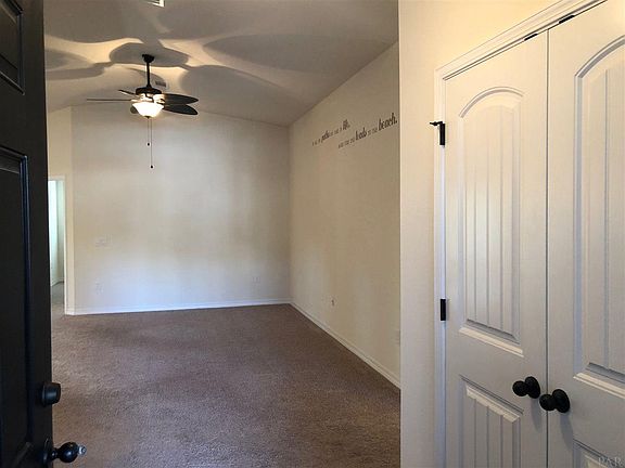 4th image of 4317 Village Oak Ln