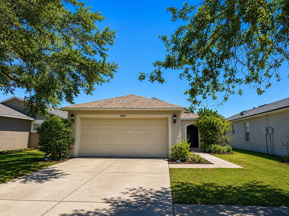 1st image of 8508 Deer Chase Dr