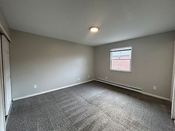 4th image of 481 N Broadway St APT 7