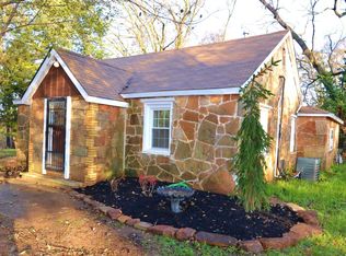 4044 S Hooper Ave, Springfield, MO 65804