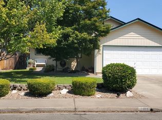 2164 SW Judy Ln, Grants Pass, OR 97526