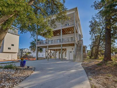 305 Columbia Avenue, Carolina Beach, NC, 28428