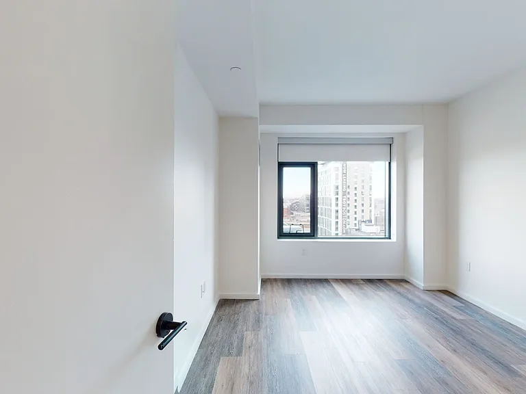 345 Harrison — Photo 172