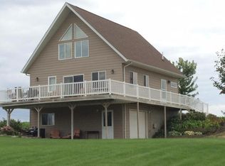 19960 Ramlo Shore Dr., Lake Hendricks, SD 56136