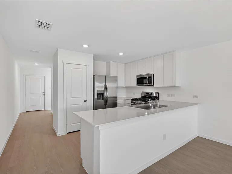 1601 Elliott Rd — Photo 5