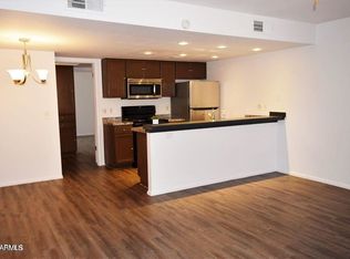 8841 N 8th St UNIT 102, Phoenix, AZ 85020