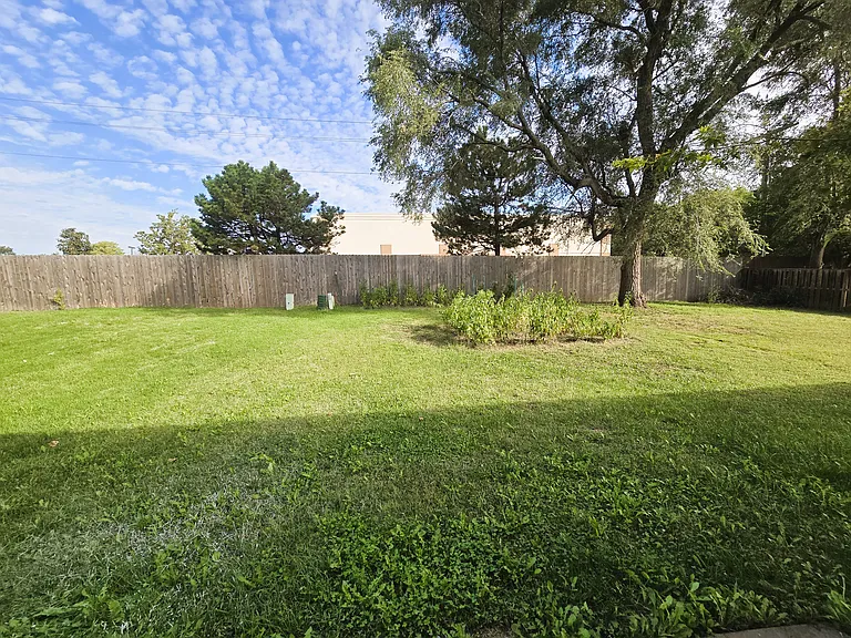 6804 W 149th Ter — Photo 31