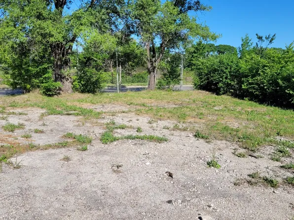 715 W Vienna Ave, Milwaukee, WI 53206